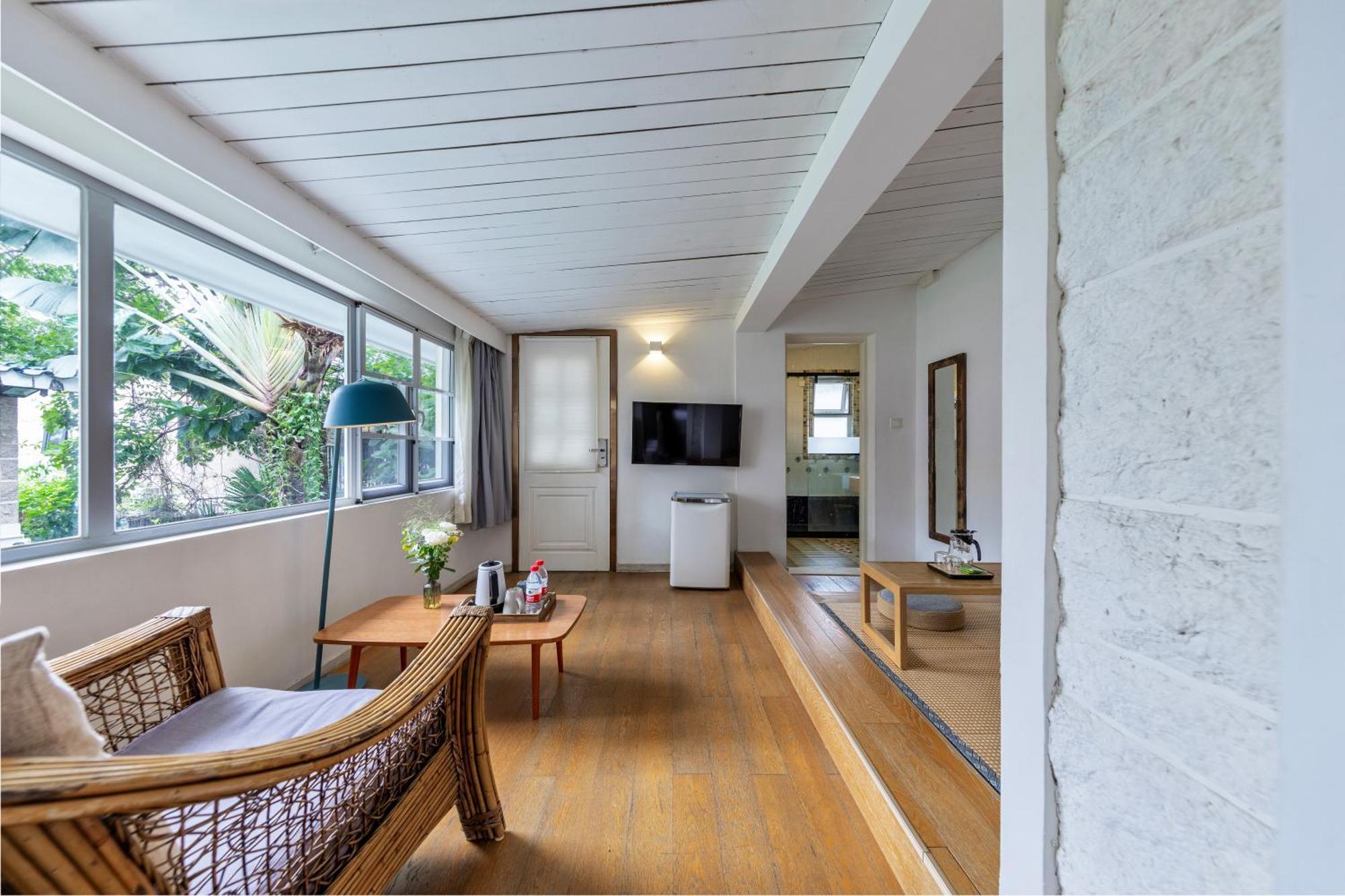 Shenzhen No'6 Garden Villa --French Window With Garden View,Close To Sea World &Shekou Ferry Port &K11 Ecoast &Subway Nearby ,Offer Western Food And Coffee &English Speaking With Tour Services Exterior foto