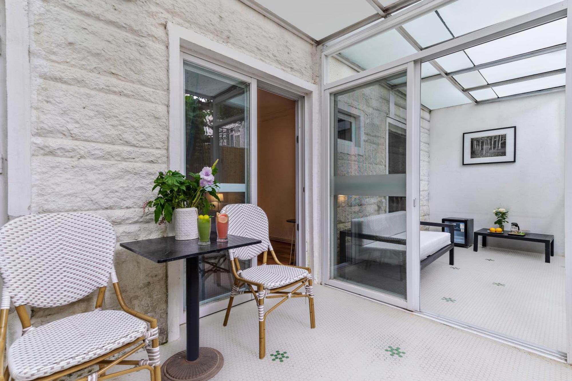 Shenzhen No'6 Garden Villa --French Window With Garden View,Close To Sea World &Shekou Ferry Port &K11 Ecoast &Subway Nearby ,Offer Western Food And Coffee &English Speaking With Tour Services Exterior foto