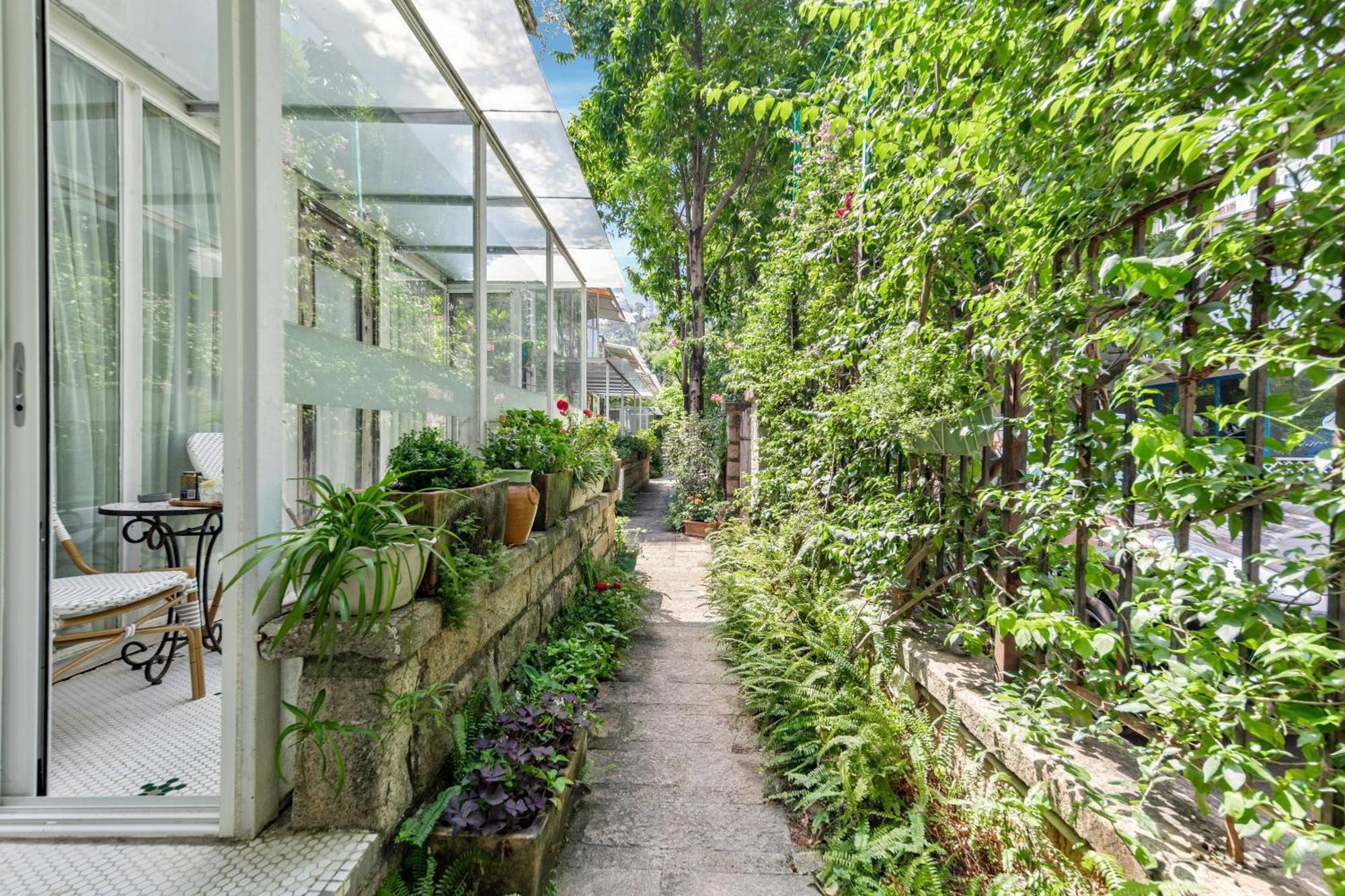 Shenzhen No'6 Garden Villa --French Window With Garden View,Close To Sea World &Shekou Ferry Port &K11 Ecoast &Subway Nearby ,Offer Western Food And Coffee &English Speaking With Tour Services Exterior foto